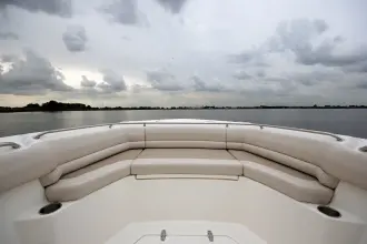 Thumbnail von Boston Whaler 330 Outrage