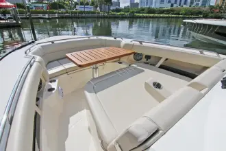 Thumbnail von Boston Whaler 350 Realm