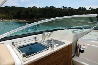 Thumbnail von Sea Ray Sundancer 265