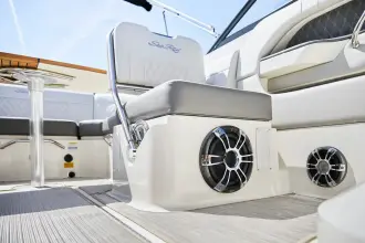 Thumbnail von Sea Ray SLX 250