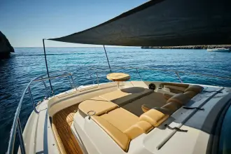 Thumbnail von Sea Ray Sundancer 320