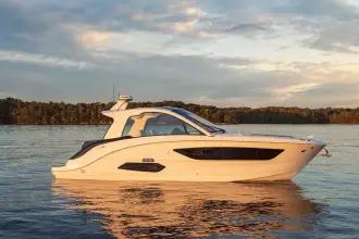 Thumbnail von Sea Ray 370 Sundancer  Sea Ray Sundancer 370