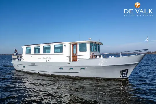 Van Lent Live Aboard 1800