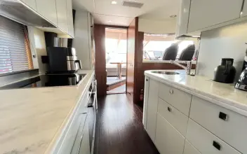 Thumbnail von Sunseeker 86 Yacht Salviti