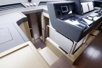 Thumbnail von Ferretti Yachts 700