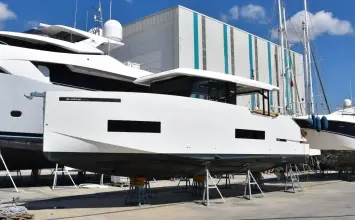 Thumbnail von De Antonio Yachts D50