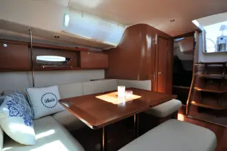Thumbnail von Beneteau Oceanis 43