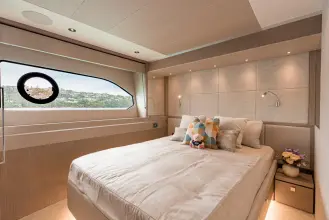 Thumbnail von Sunseeker 76 Yacht