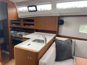 Thumbnail von Jeanneau Sun Odyssey 380 Just One More