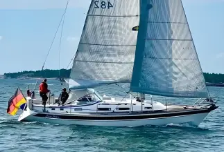 Hallberg-Rassy 34