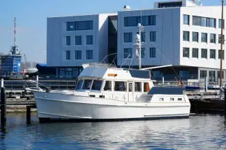Thumbnail von Grand Banks 46 Motoryacht