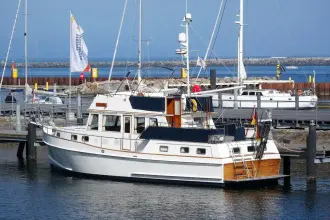Thumbnail von Grand Banks 46 Motoryacht