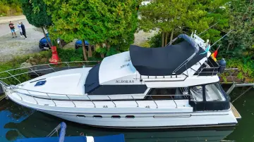 Neptunus 138 - 46 Flybridge Sedan Neptunus 138 / 46 Flybridge Sedan