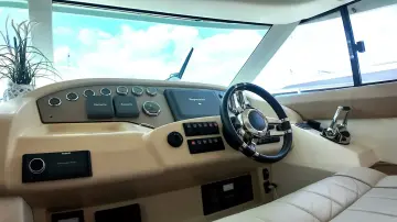 Thumbnail von Prestige 42 Flybridge