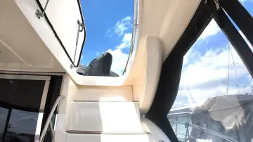Thumbnail von Prestige 42 Flybridge