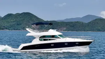 Thumbnail von Prestige 42 Flybridge