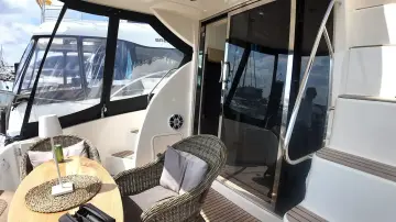 Thumbnail von Prestige 42 Flybridge