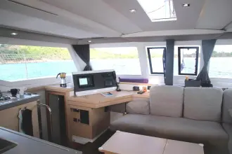 Thumbnail von Fountaine Pajot Lucia 40