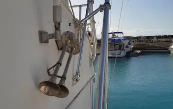 Thumbnail von Luhrs 34 Convertible