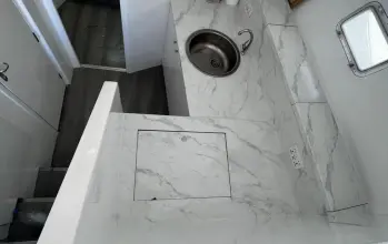 Thumbnail von Hatteras 39 Convertible