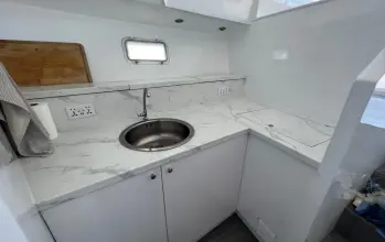 Thumbnail von Hatteras 39 Convertible