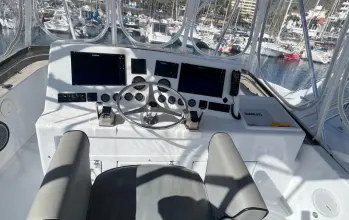 Thumbnail von Hatteras 39 Convertible