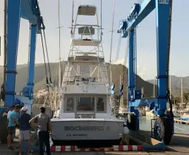 Thumbnail von Hatteras 39 Convertible