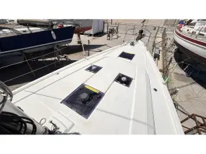 Thumbnail von Beneteau Oceanis 41.1
