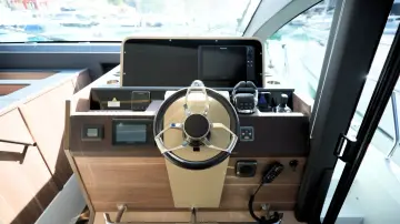 Thumbnail von Sealine F530 MOMENTS