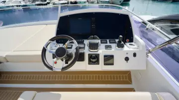 Thumbnail von Sealine F530 MOMENTS