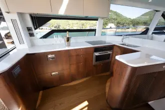 Thumbnail von Fairline Squadron 58