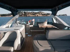 Thumbnail von Sunseeker 76 Yacht THIRTEEN