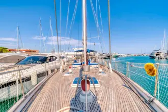 Thumbnail von Hallberg-Rassy 49