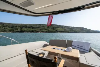 Thumbnail von Fairline Squadron 53 Low Hours