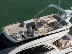 Thumbnail von Fairline Squadron 53 Low Hours