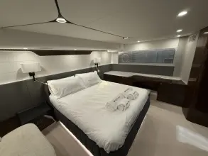 Thumbnail von Fairline Squadron 58