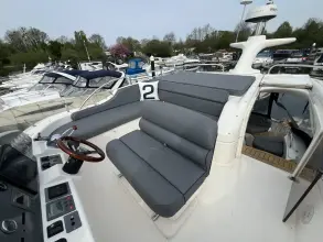 Thumbnail von Sealine F43 Popular Flybridge Cruiser