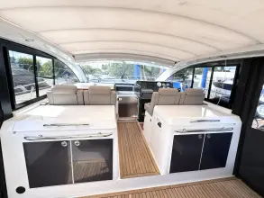 Thumbnail von Sealine S450 Excellent Social Cockpit