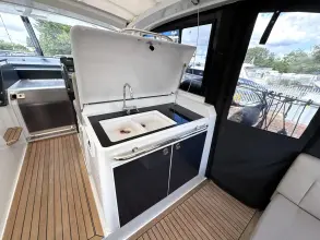Thumbnail von Sealine S450 Excellent Social Cockpit