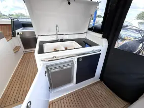 Thumbnail von Sealine S450 Excellent Social Cockpit