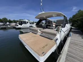 Thumbnail von Sealine S450 Excellent Social Cockpit