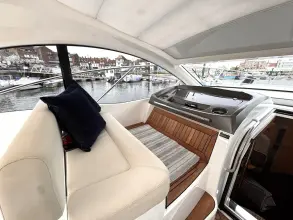 Thumbnail von Sunseeker Portofino 40