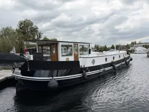 Thumbnail von Piper 60M MOTOR CLASS DUTCH BARGE  Presents Like New