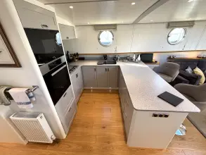 Thumbnail von Piper 60M MOTOR CLASS DUTCH BARGE  Presents Like New