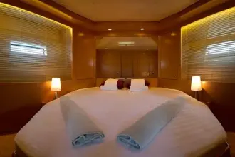 Thumbnail von Cyrus Yachts 13.8 Flybridge