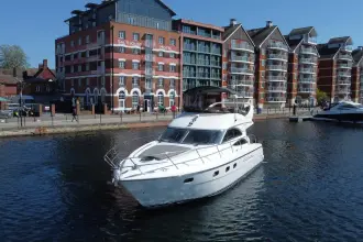 Thumbnail von Princess 45 Flybridge