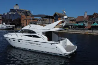 Thumbnail von Princess 45 Flybridge