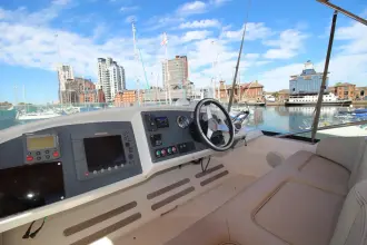 Thumbnail von Prestige 46 Flybridge