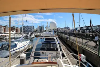 Thumbnail von Prestige 46 Flybridge