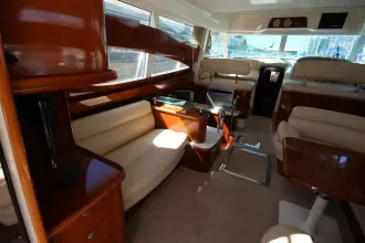Thumbnail von Prestige 46 Flybridge